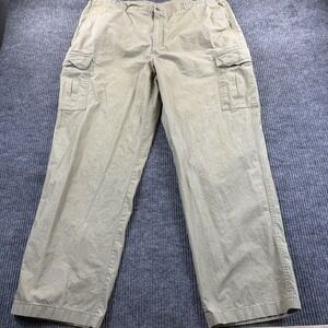 L.L. Bean Comfort Waist Cargo Pants Mens 42x32* Beige Elastic Casual Travel
